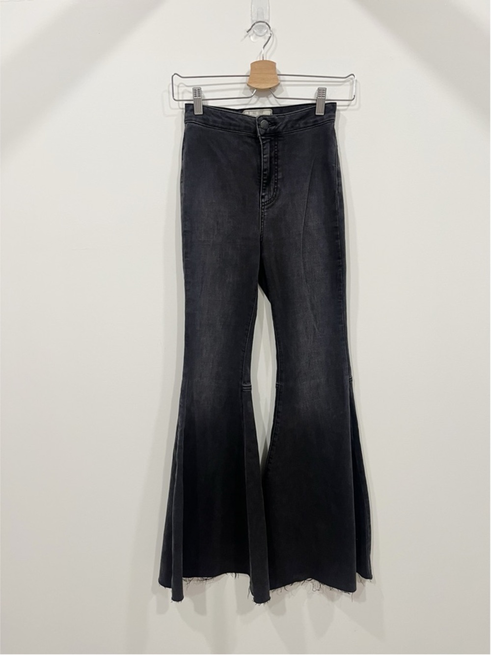 FREE PEOPLE We The Free Just Float On Flare Jeans - Picture 4 of 14